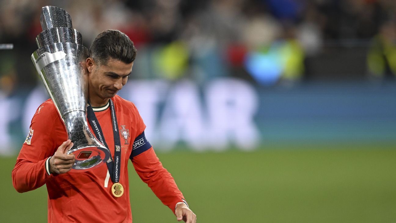 Tearful Ronaldo spune „datoria făcută” după a 2 -a câștigare a NL