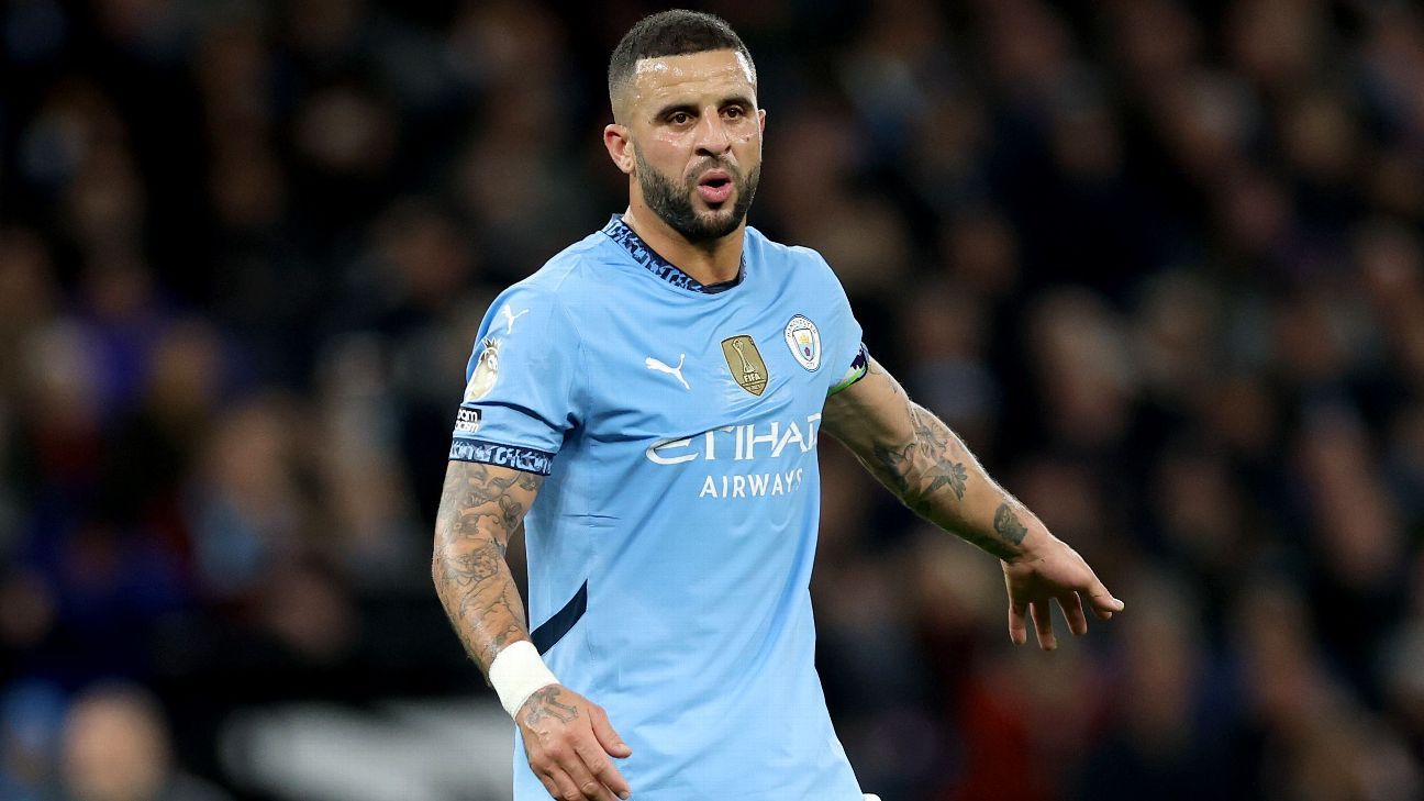 Walker se alătură lui Burnley din City în tranzacții de doi ani