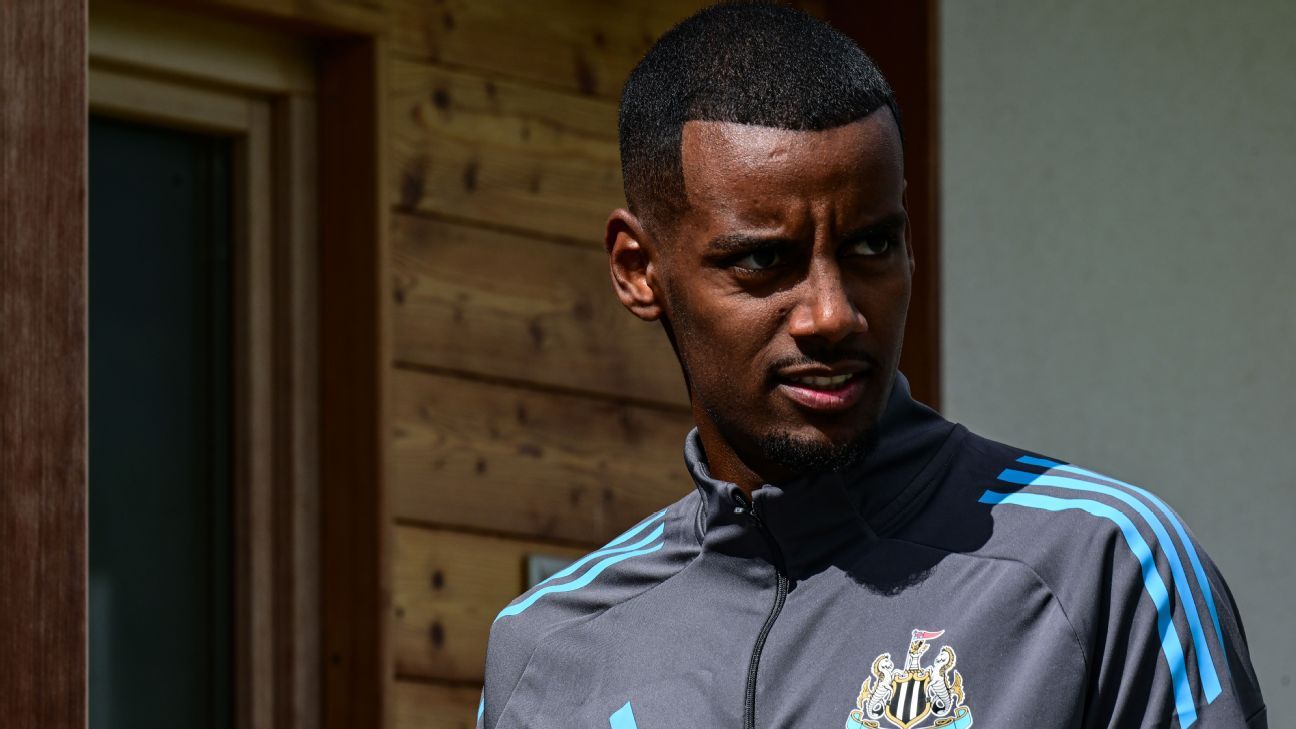 Liverpool Target ISAK s -a stabilit pentru a rata Newcastle Opener