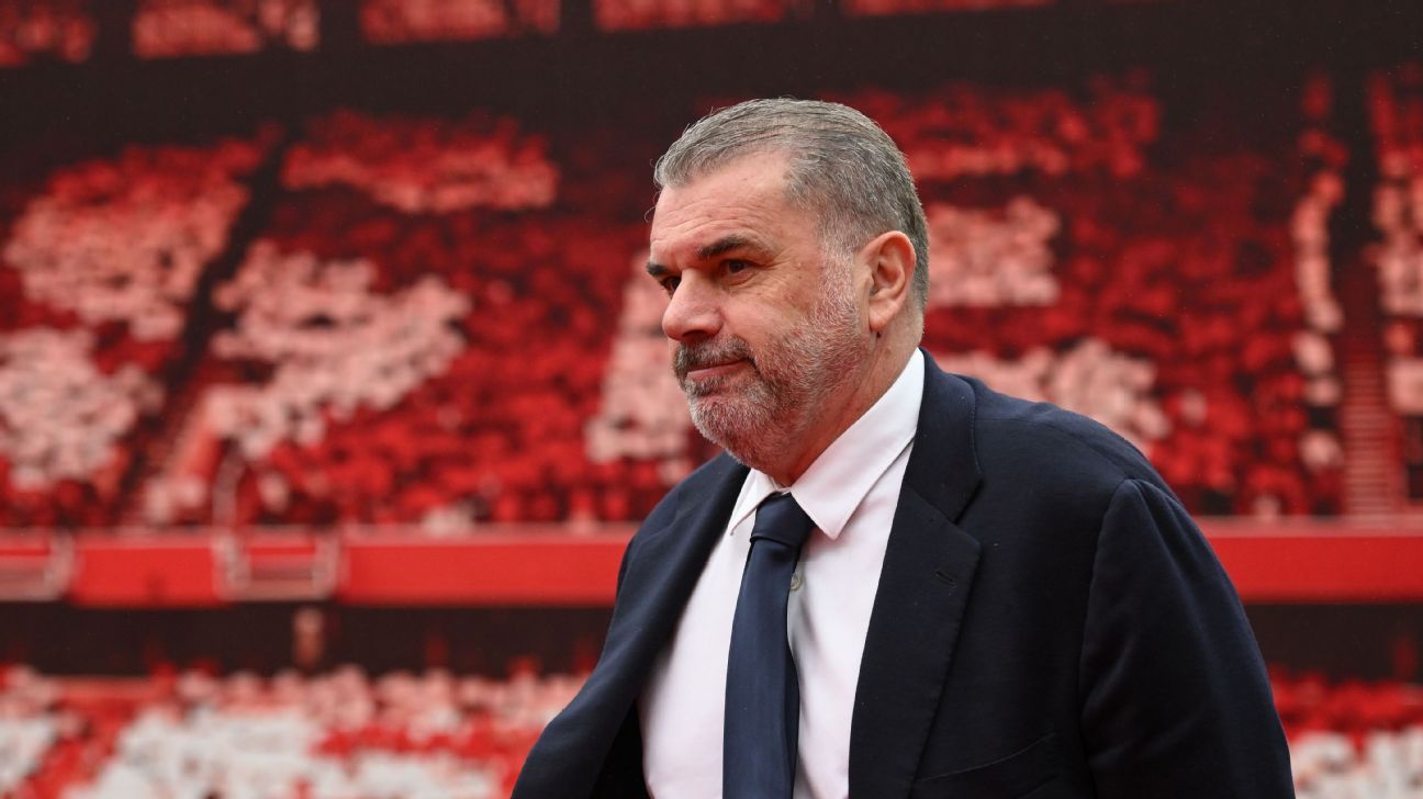 Forest Hire FOST MANAGER POSTECOGLOU POSTOGLOU