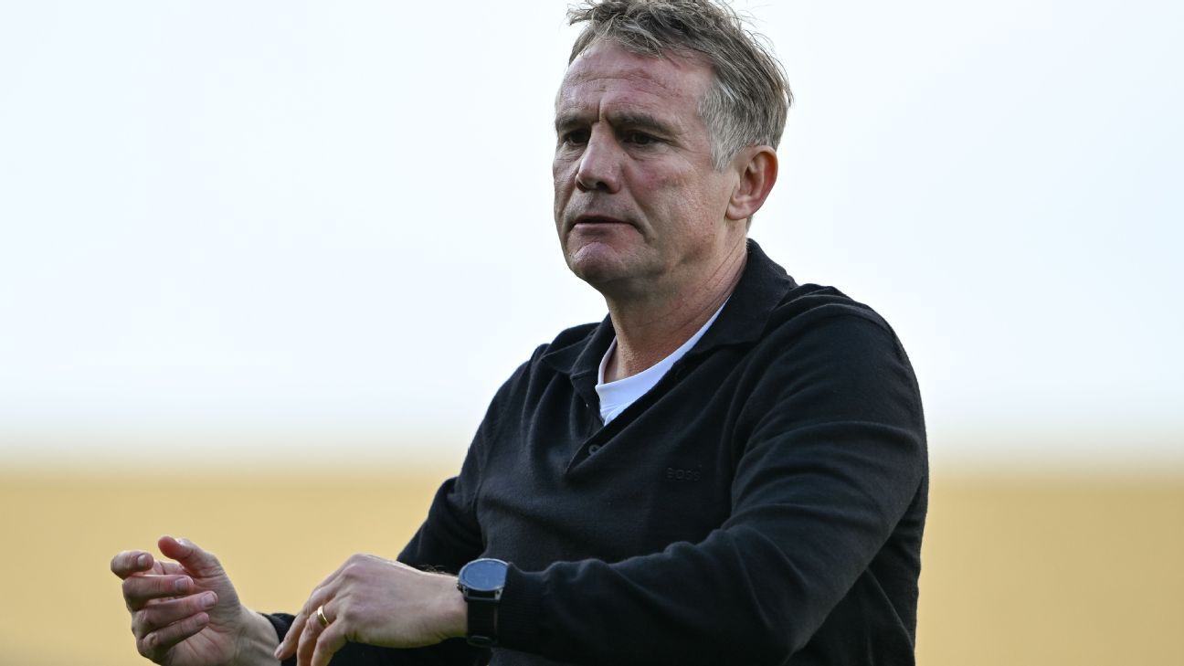 Șeful Wrexham: Parkinson speculează „o dizgrație”