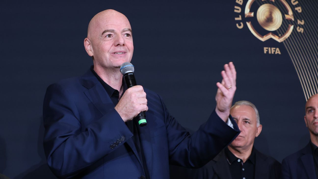 Infantino: Aveți nevoie de „minte deschisă” pe planificarea WC