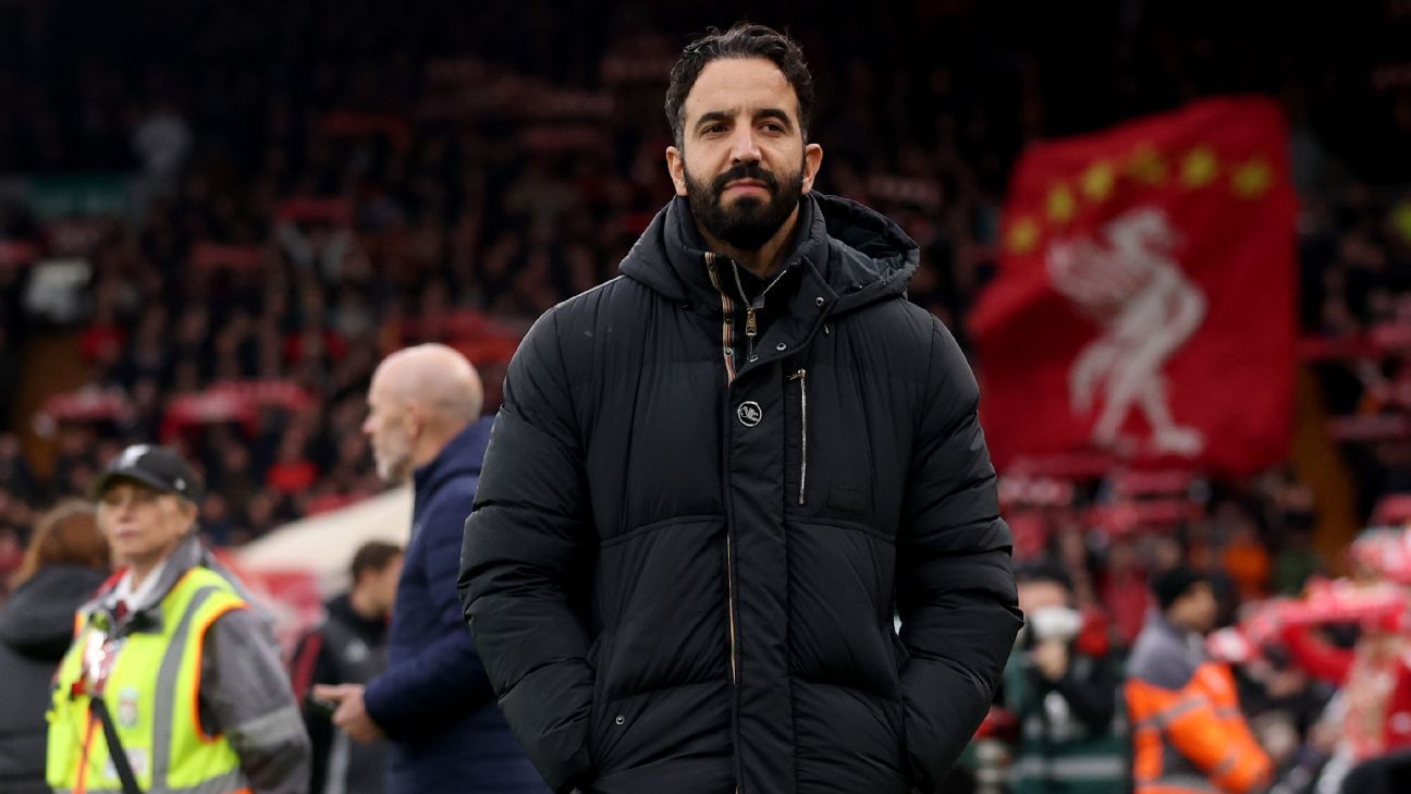 Man United poate învinge Liverpool, dar de ce nu echipele de mijloc?