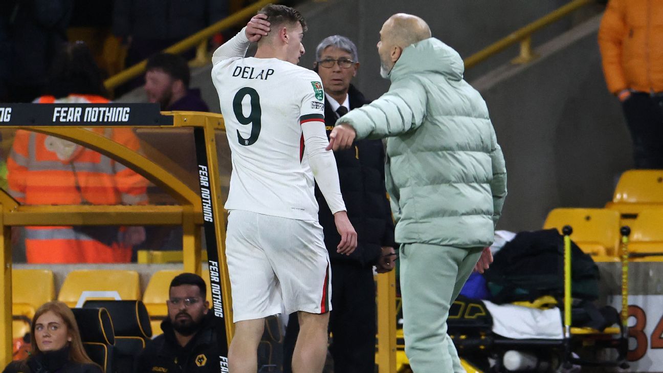 maresca-de-la-chelsea-il-arunca-pe-delap-pentru-cartonas-rosu-„prost”.