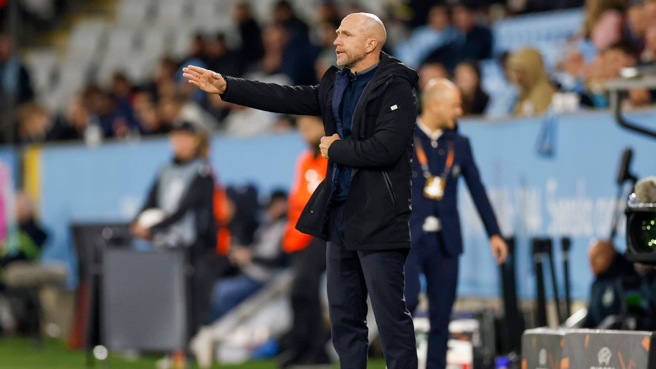 Echipa îl numește pe Rydström pentru a o înlocui pe Nancy ca antrenor