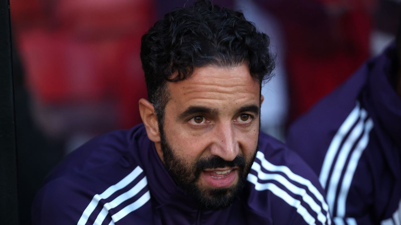 amorim-a-iesit-din-functia-de-antrenor-al-man-utd-dupa-14-luni