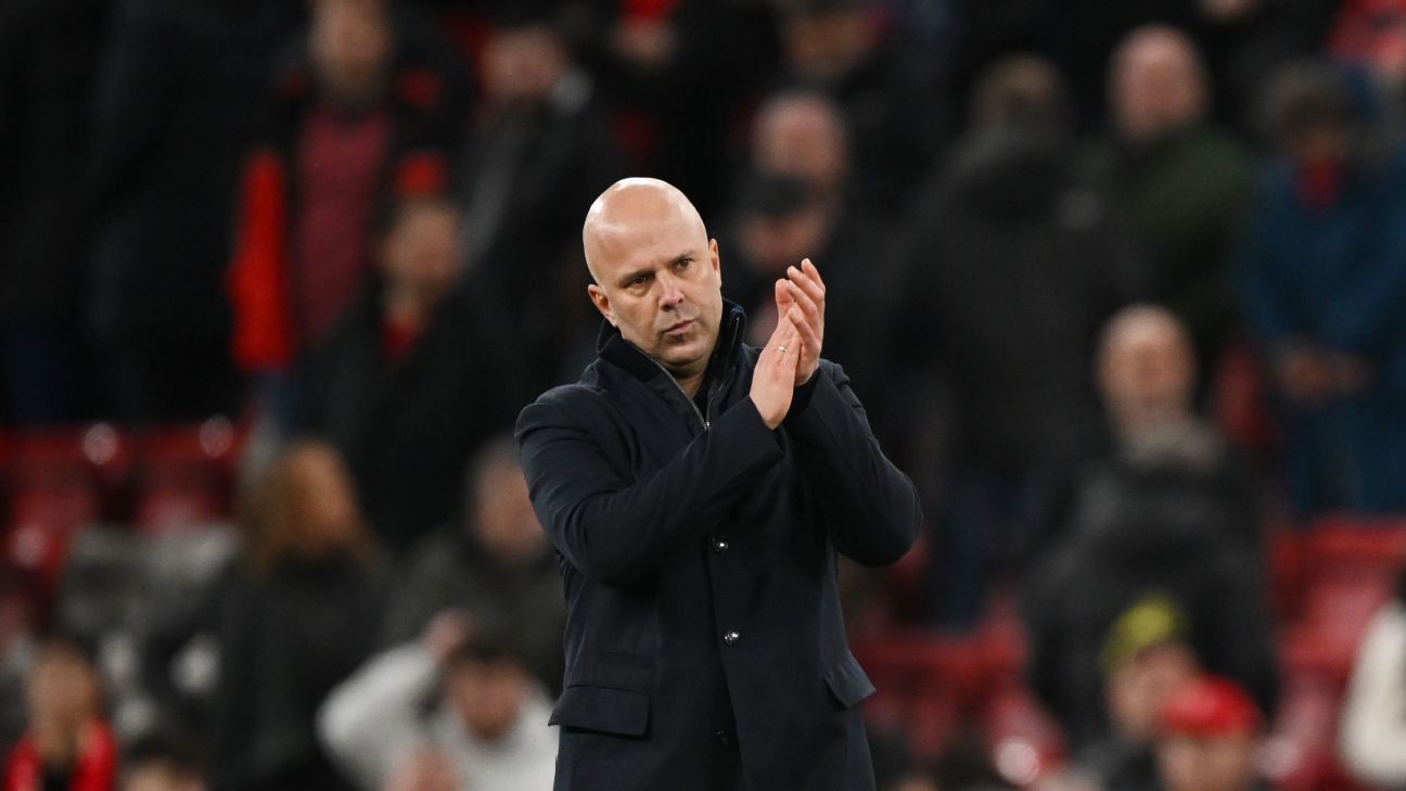 Slot „înțelege” huiduielile fanilor lui Liverpool după remiză