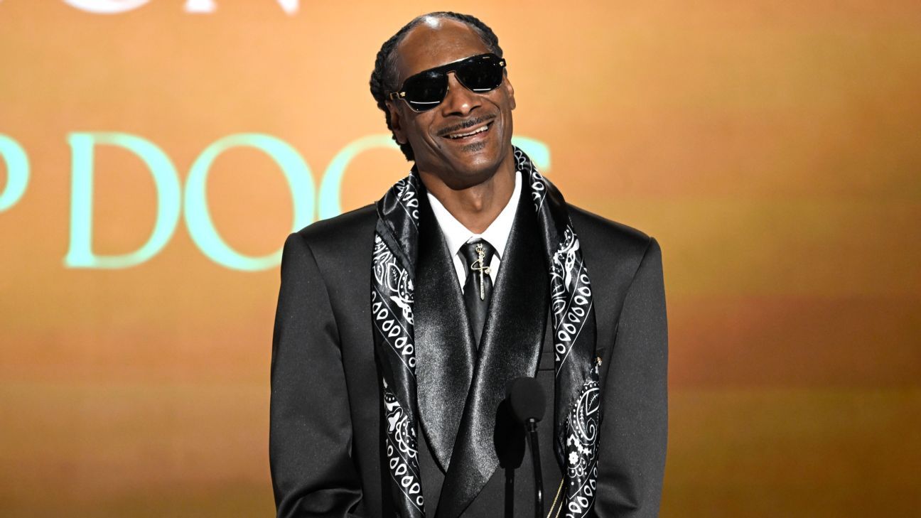 Snoop Dogg vrea să facă din Swansea „nume global”