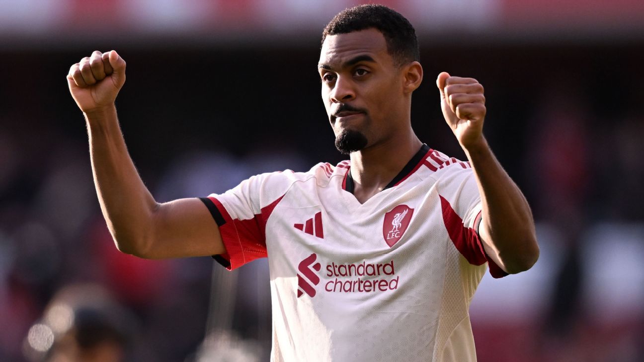 Gravenberch semnează un nou acord de lungă durată cu Liverpool