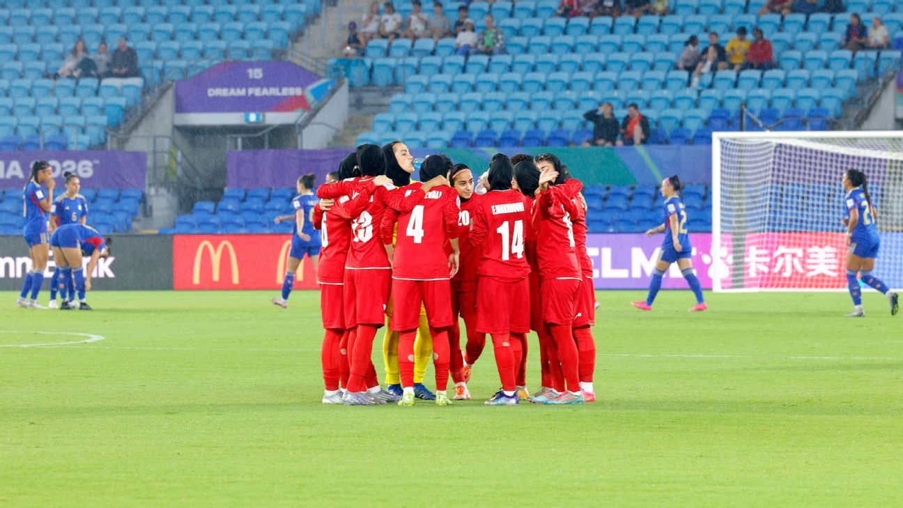 australia-acorda-azil-cinci-jucatori-iranieni