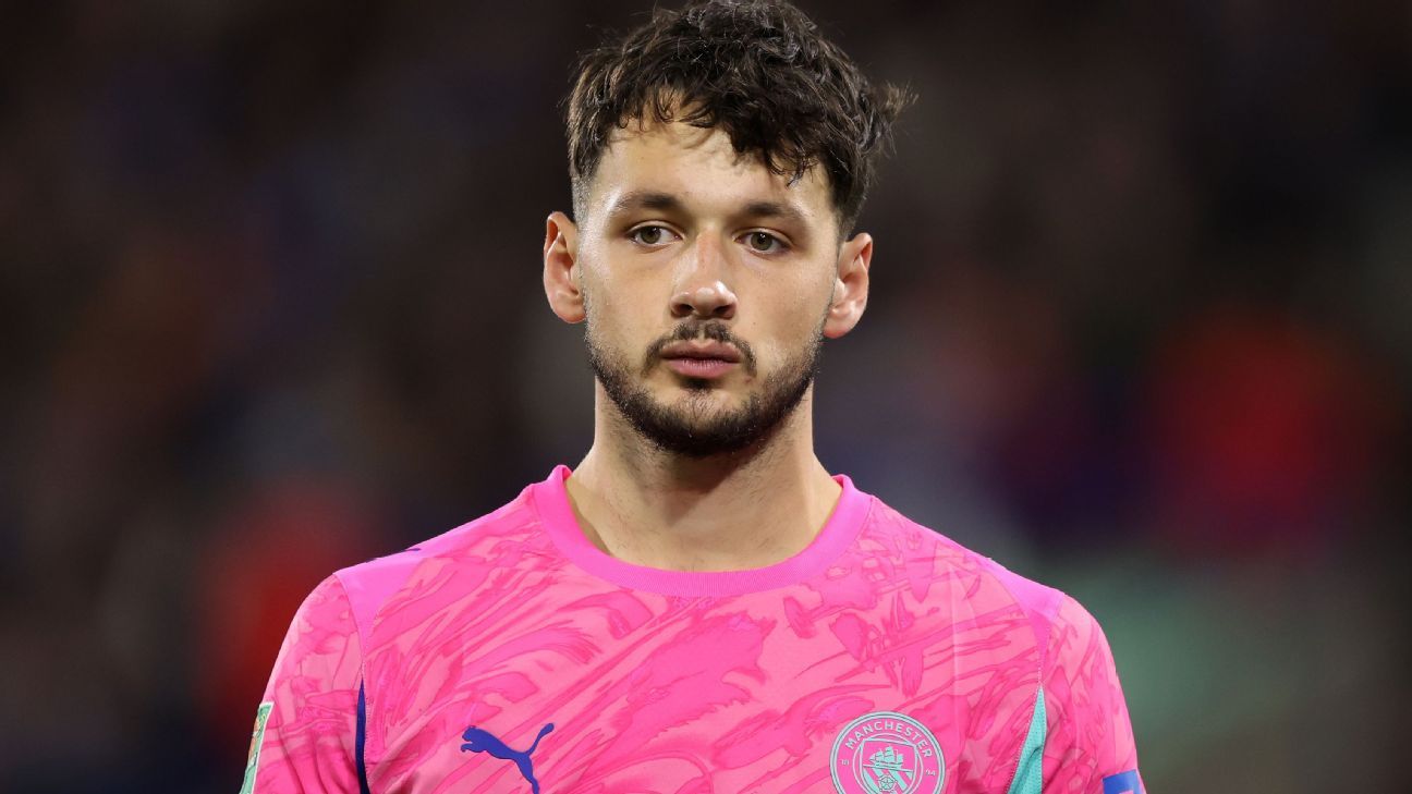 Trafford va începe finala, dar ușa de ieșire a lui Man City este deschisă