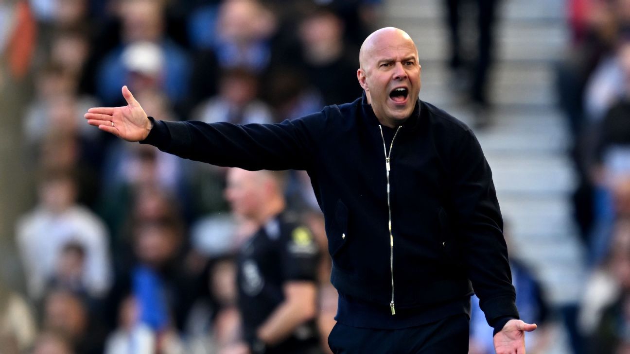 Slot: Înfrângerea lui Liverpool în fața lui Brighton „doare foarte mult”